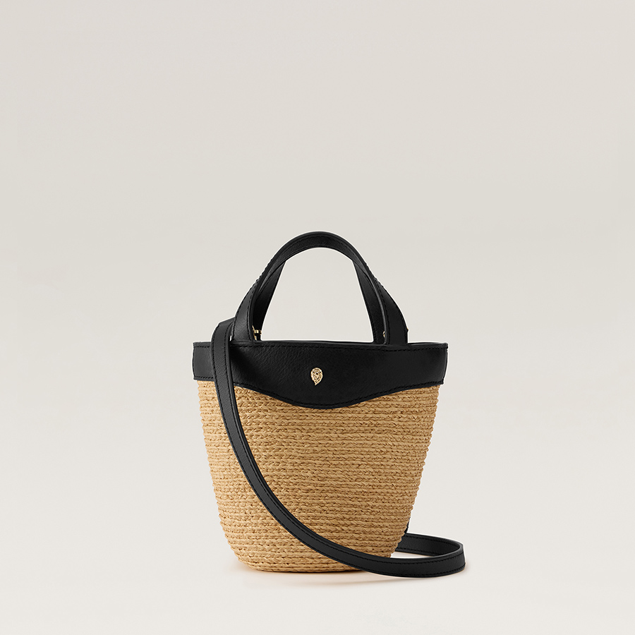 Ama Raffia(アマ)