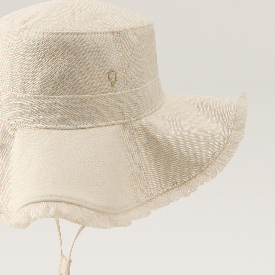 Emerie(エメリ ヘンプ)