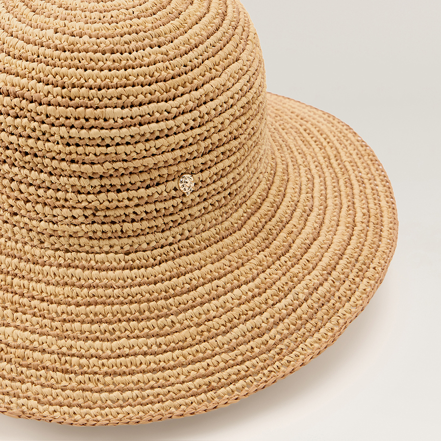 Evadine(エヴァーディン)