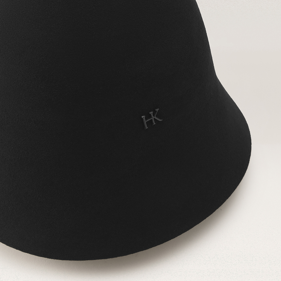 Nina Conscious Wool Cloche(ニナ)