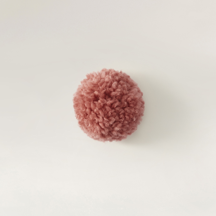 Removable Pompom