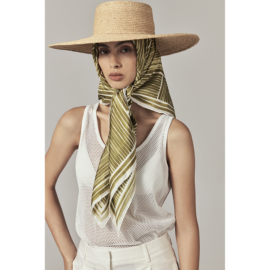 Alaura Silk Print Scarf(アラウラ)