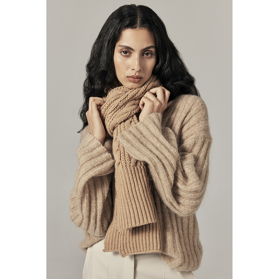 Faye Wool Blend Cable Scarf(フェイ)