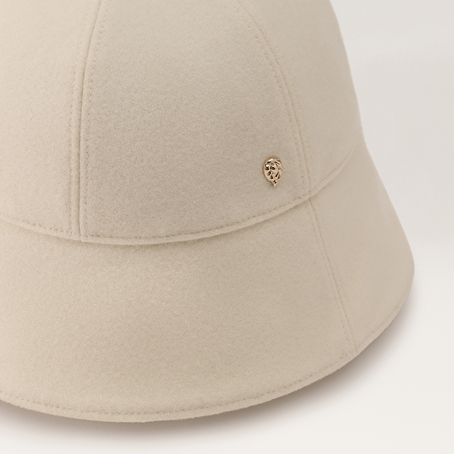 Zahara Wool Cloche(ザハラ)